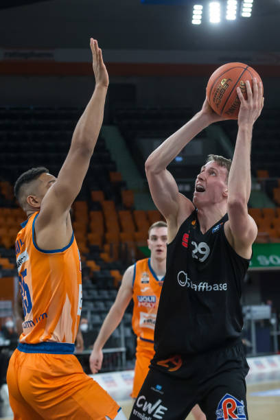 上季效力北 上季效力北